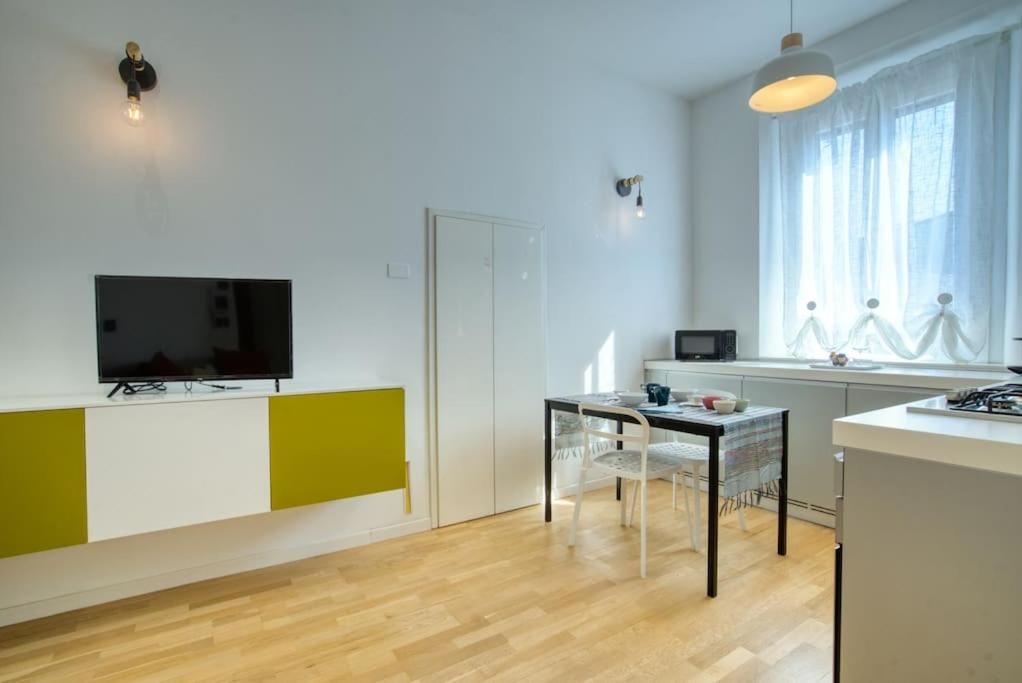 Ospitali - Casa Armonia Delizioso Bilo Vicino A Piola Apartamento
